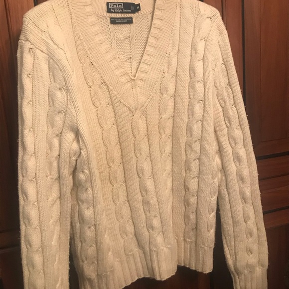 Men’s hand knitted sweater